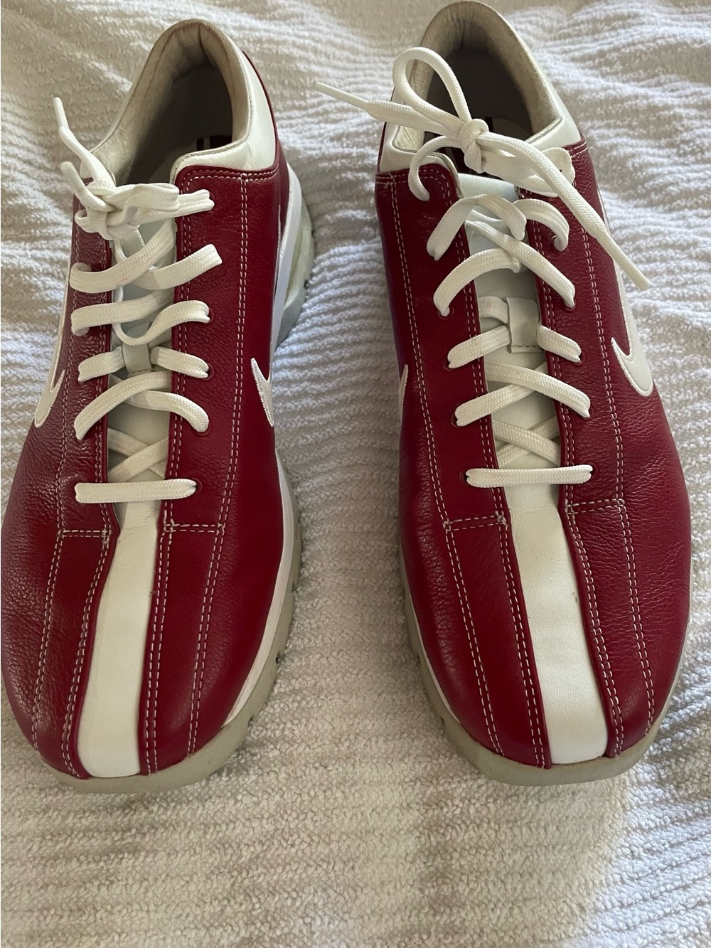 Nike Women’s Red and White Leather golf shoes